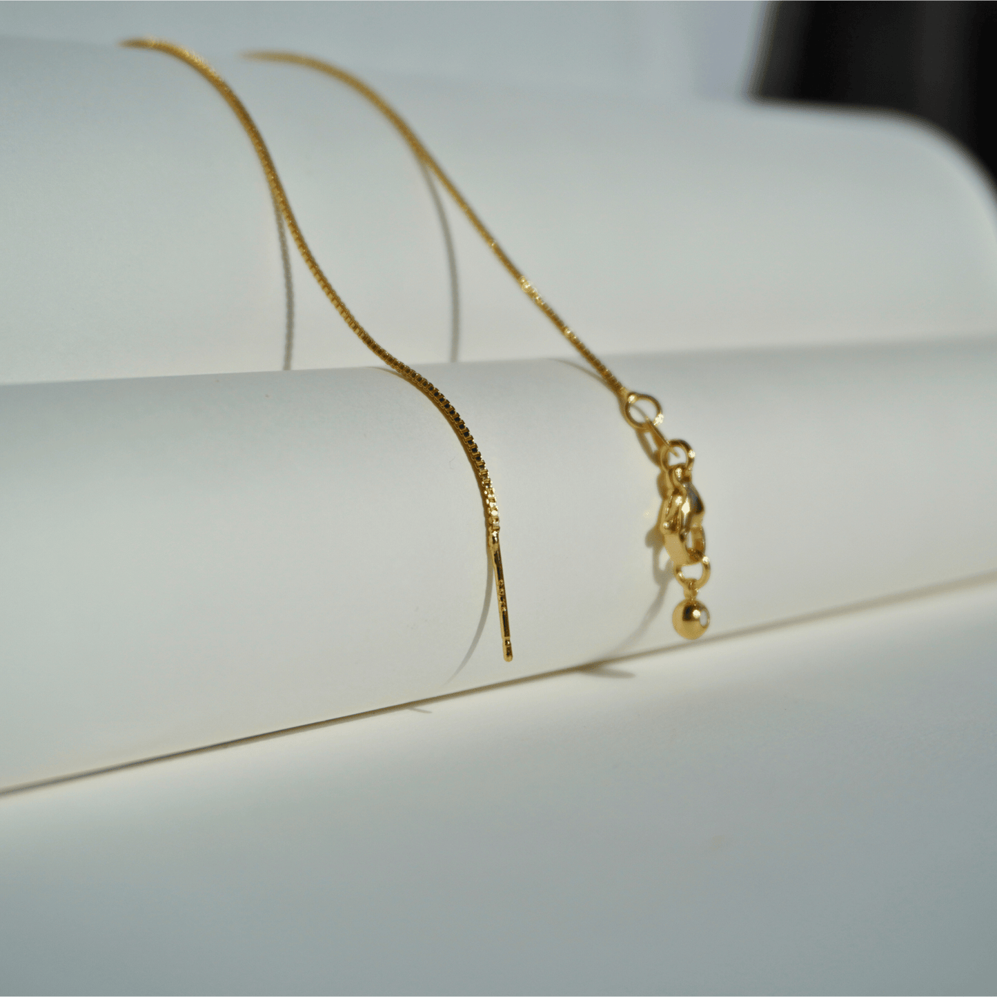 One-Size-Fits-All Chain with Rubber Stop Bead & Pin Closure_Pin_Point
