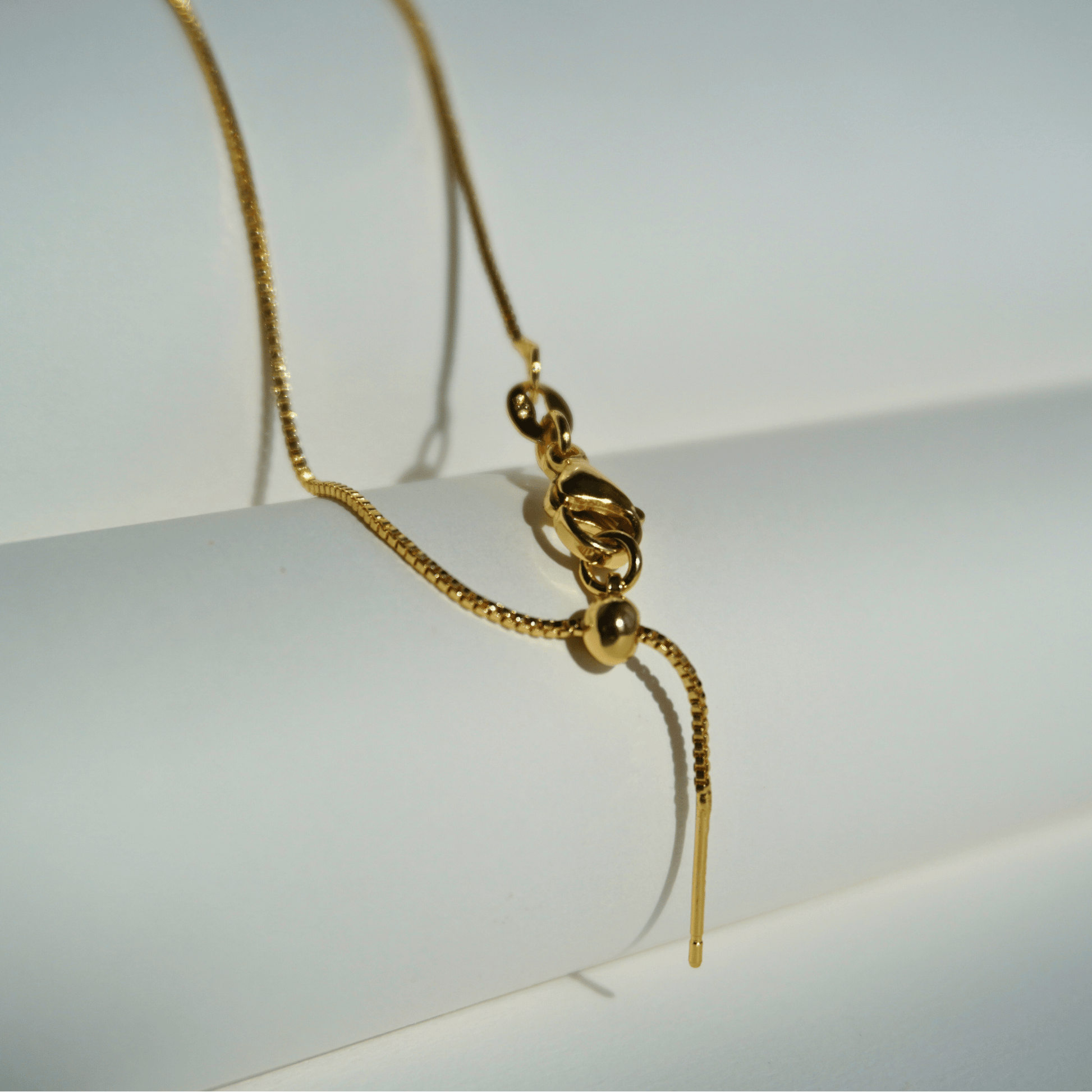 One-Size-Fits-All Chain with Rubber Stop Bead & Pin Closure_Pin_Closure