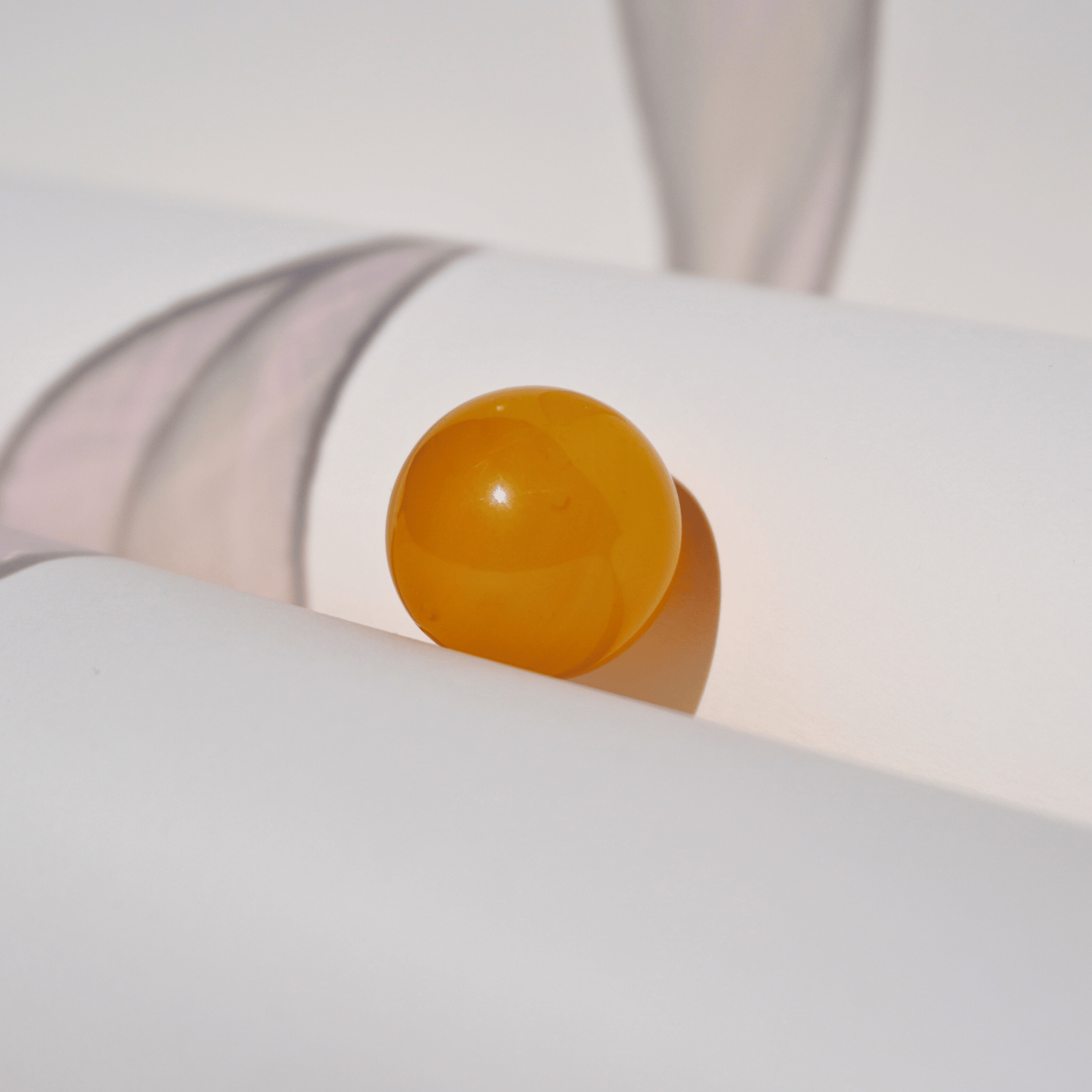 Yellow_Agate_crystal_bead_beaubeaboo_on_paper_card
