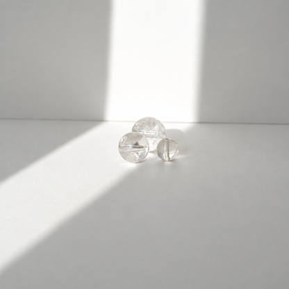 floating-bead-choker-sea-ecume-included-quartz-sunlight-natural-variations